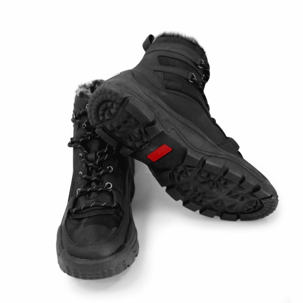 Snow shoes